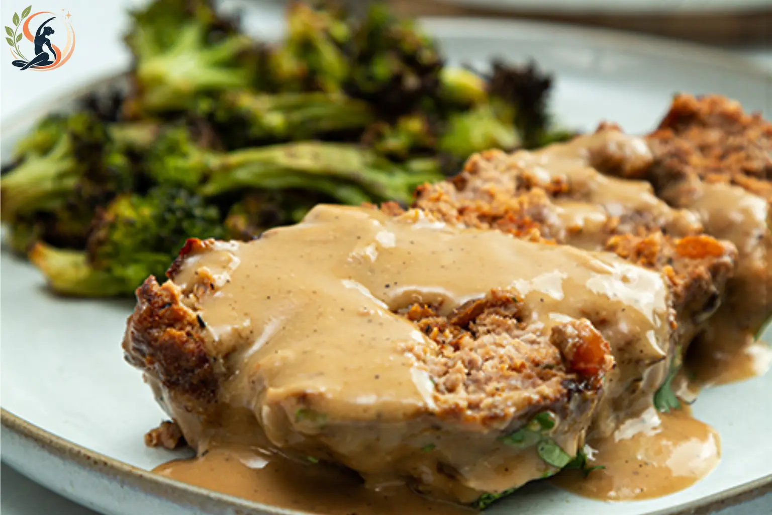 Healthy meatloaf with information about calories, protein, fat and other key nutrition factors.